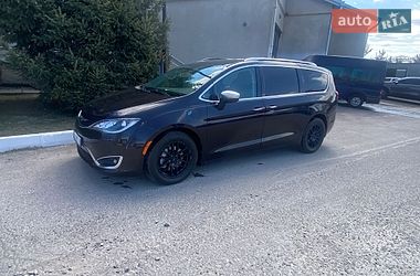 Мінівен Chrysler Pacifica 2018 в Ужгороді фото 2 Мінівен Chrysler Pacifica 2018 в Ужгороді