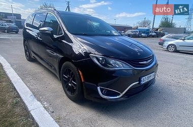 Мінівен Chrysler Pacifica 2018 в Ужгороді фото 33 Мінівен Chrysler Pacifica 2018 в Ужгороді