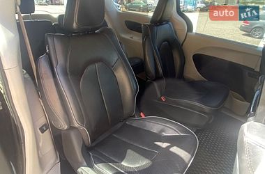 Мінівен Chrysler Pacifica 2018 в Ужгороді фото 42 Мінівен Chrysler Pacifica 2018 в Ужгороді