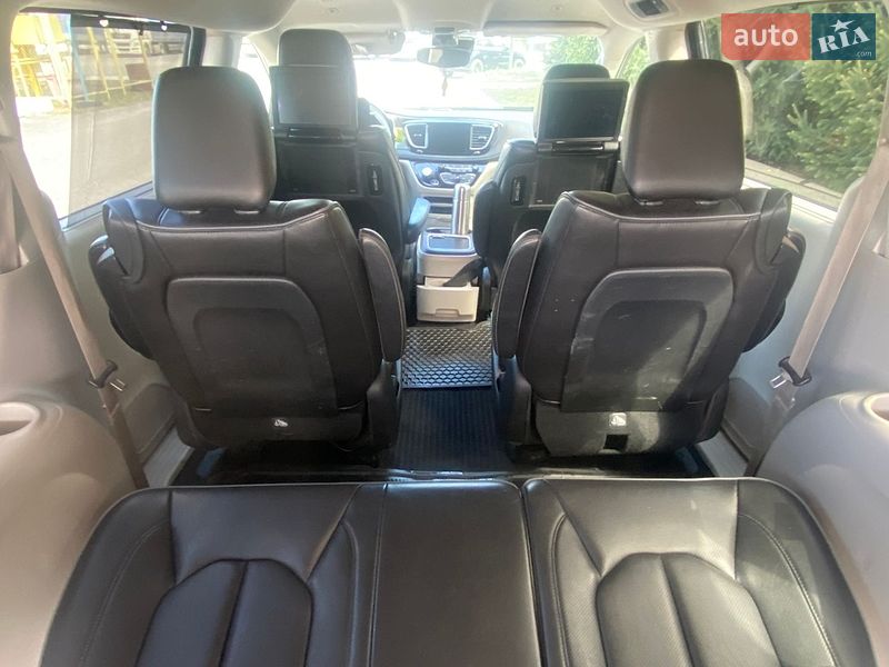 Мінівен Chrysler Pacifica 2018 в Ужгороді фото 44 Мінівен Chrysler Pacifica 2018 в Ужгороді