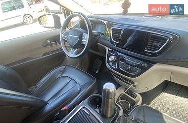 Мінівен Chrysler Pacifica 2018 в Ужгороді фото 43 Мінівен Chrysler Pacifica 2018 в Ужгороді