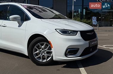 Мінівен Chrysler Pacifica 2021 в Києві