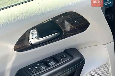 Минивэн Chrysler Pacifica 2021 в Киеве