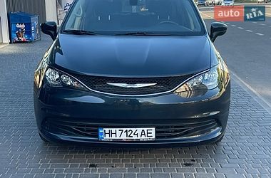 Минивэн Chrysler Pacifica 2019 в Одессе