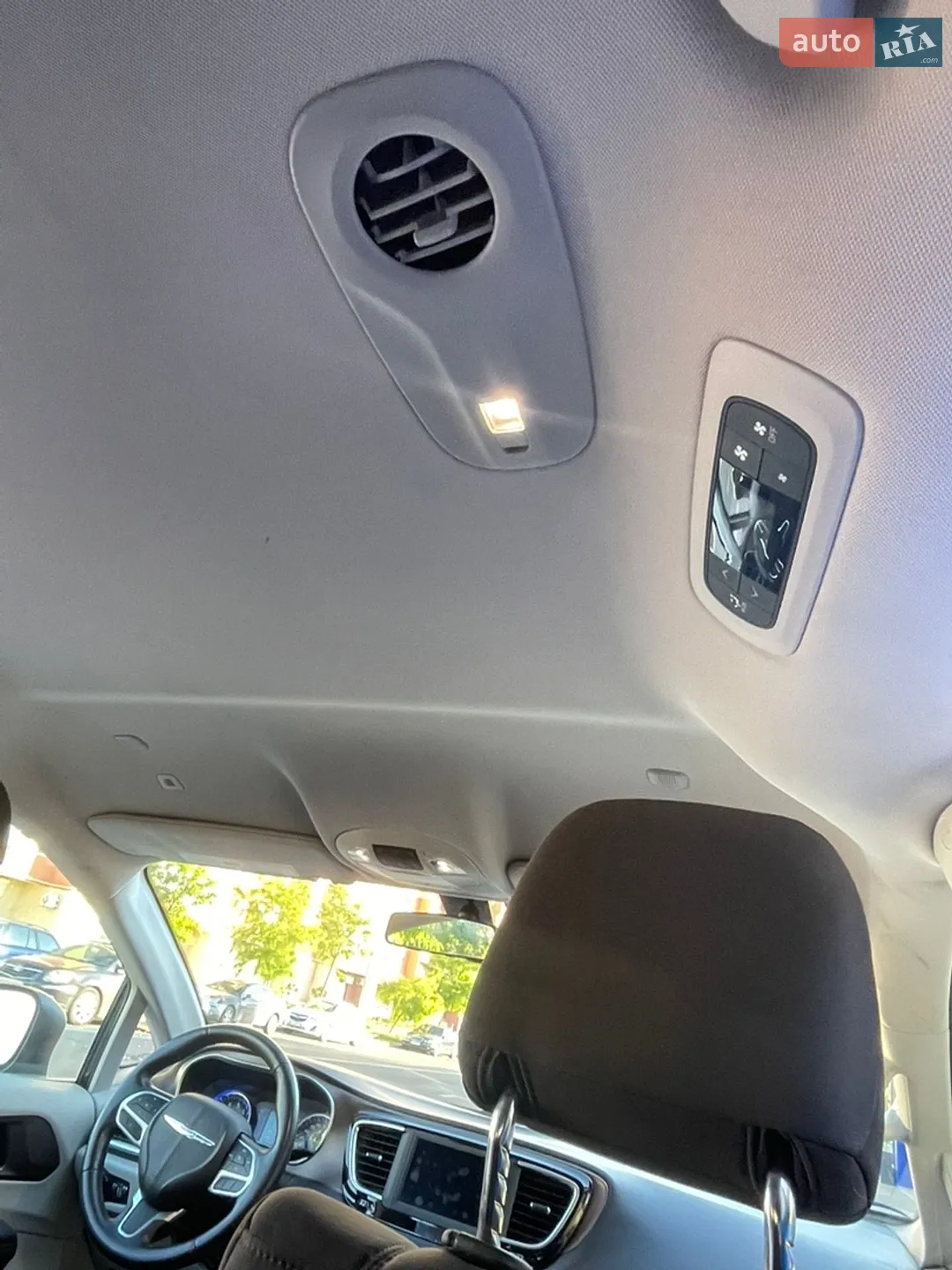 2019 Chrysler Pacifica - мініатюра 13