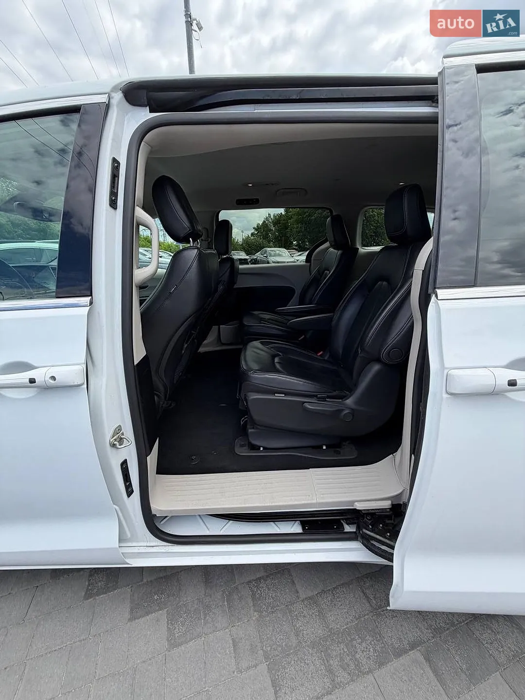 2022 Chrysler Pacifica - мініатюра 22