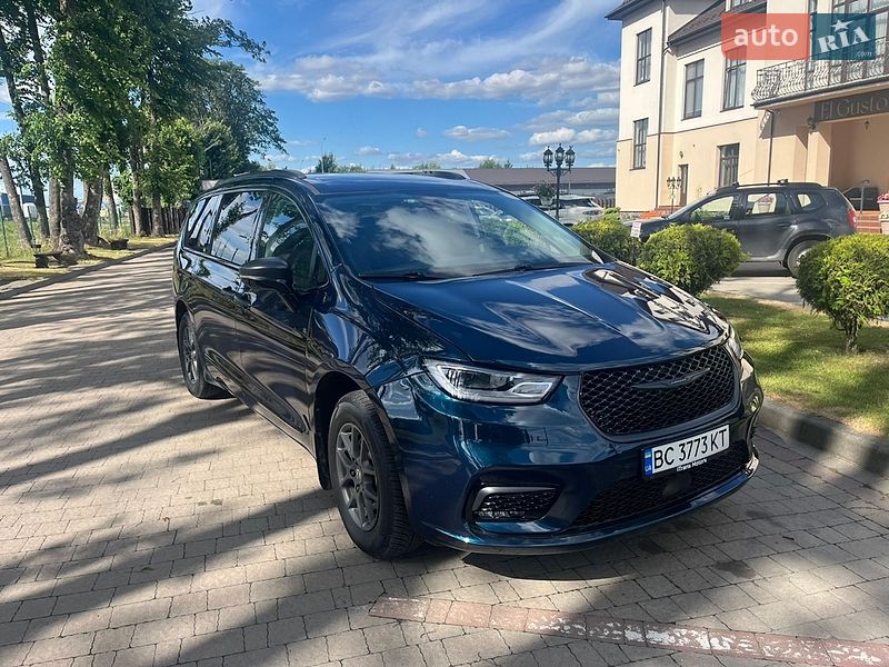 Chrysler Pacifica 2021