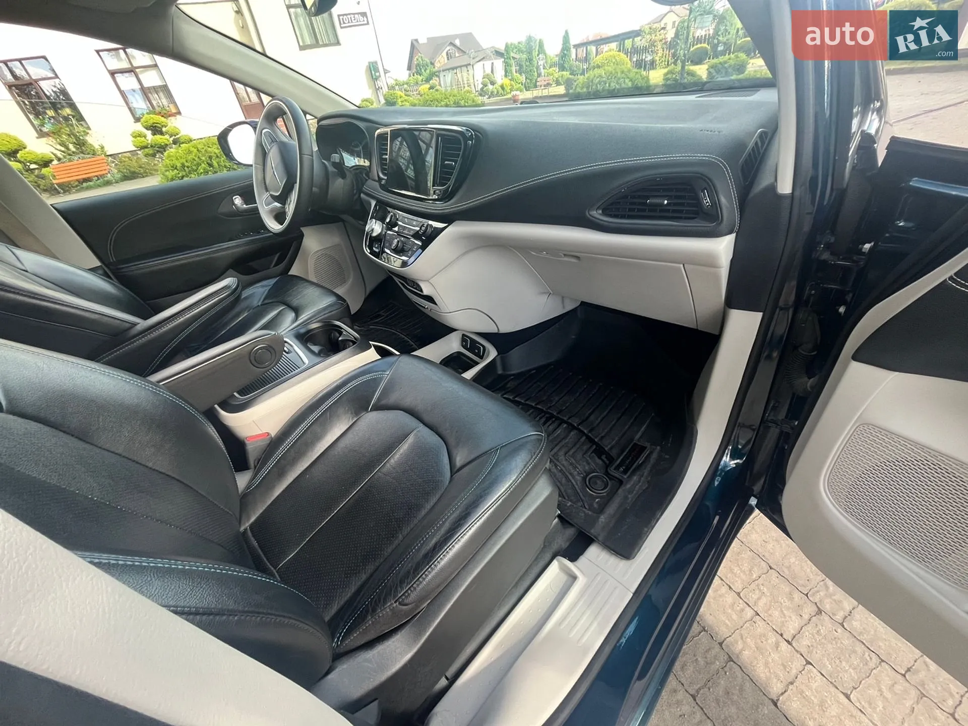 2021 Chrysler Pacifica - мініатюра 17