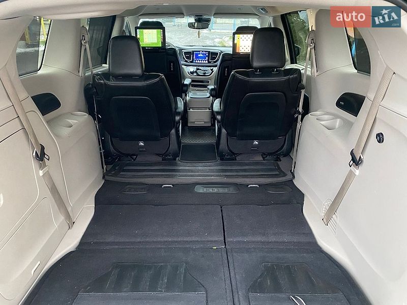 Мінівен Chrysler Pacifica 2018 в Ужгороді фото 7 Мінівен Chrysler Pacifica 2018 в Ужгороді
