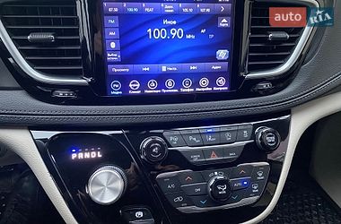 Мінівен Chrysler Pacifica 2018 в Ужгороді фото 12 Мінівен Chrysler Pacifica 2018 в Ужгороді