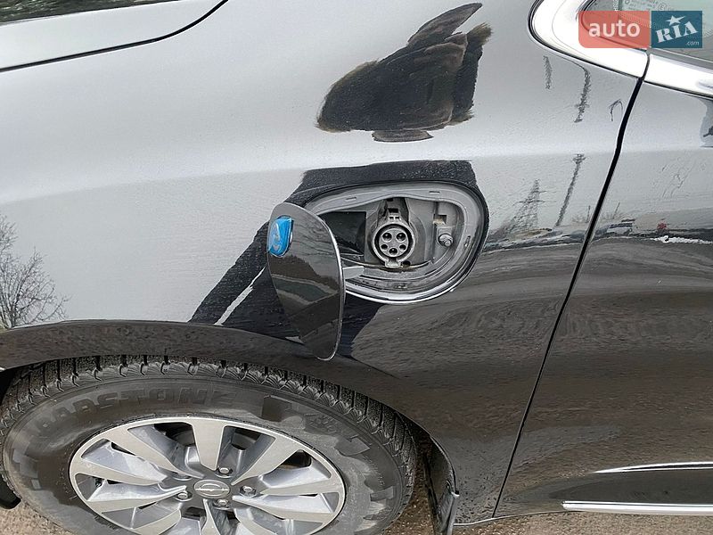Мінівен Chrysler Pacifica 2018 в Ужгороді фото 13 Мінівен Chrysler Pacifica 2018 в Ужгороді