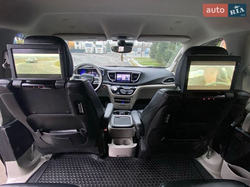 Мінівен Chrysler Pacifica 2018 в Ужгороді фото 14 Мінівен Chrysler Pacifica 2018 в Ужгороді