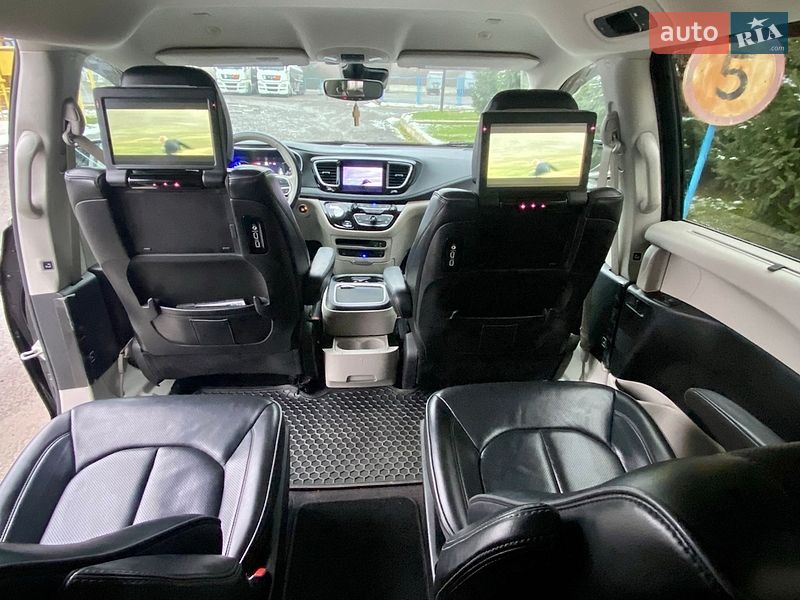 Мінівен Chrysler Pacifica 2018 в Ужгороді фото 17 Мінівен Chrysler Pacifica 2018 в Ужгороді