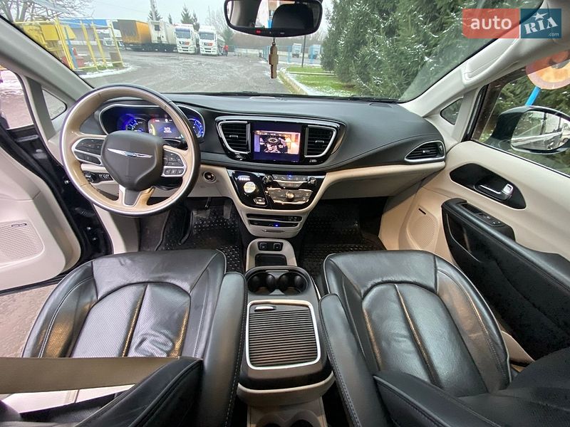 Мінівен Chrysler Pacifica 2018 в Ужгороді фото 18 Мінівен Chrysler Pacifica 2018 в Ужгороді