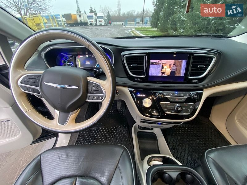 Мінівен Chrysler Pacifica 2018 в Ужгороді фото 19 Мінівен Chrysler Pacifica 2018 в Ужгороді