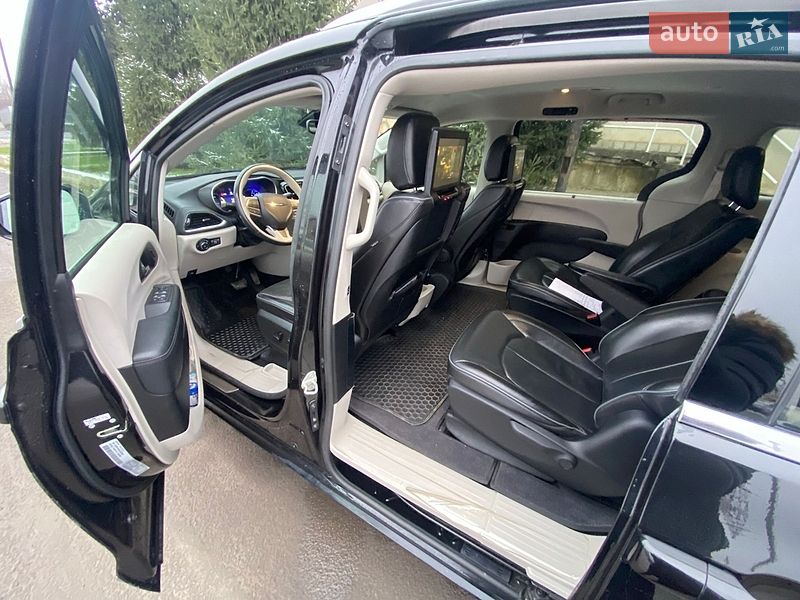 Мінівен Chrysler Pacifica 2018 в Ужгороді фото 20 Мінівен Chrysler Pacifica 2018 в Ужгороді