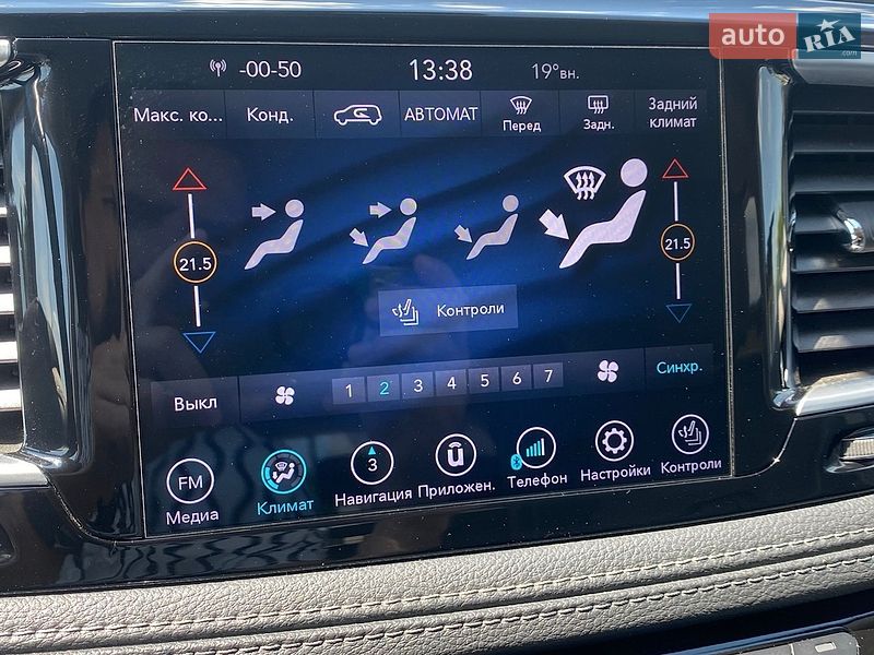 Мінівен Chrysler Pacifica 2018 в Ужгороді фото 3 Мінівен Chrysler Pacifica 2018 в Ужгороді