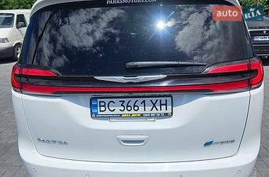 Мінівен Chrysler Pacifica 2022 в Львові