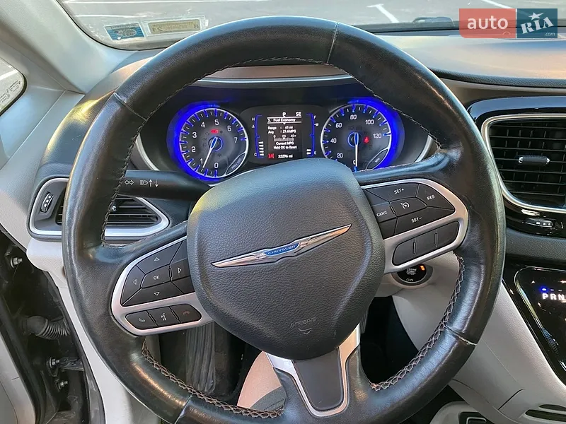 Chrysler Pacifica 2019