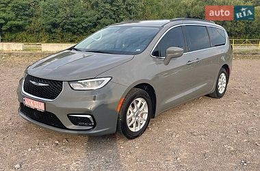 Минивэн Chrysler Pacifica 2022 в Львове