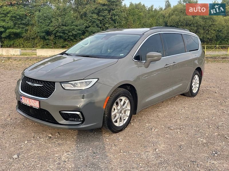 Минивэн Chrysler Pacifica 2022 в Львове
