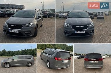 Минивэн Chrysler Pacifica 2022 в Львове