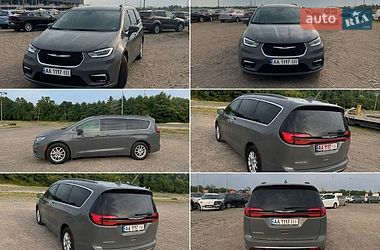 Минивэн Chrysler Pacifica 2022 в Львове