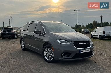 Минивэн Chrysler Pacifica 2022 в Львове