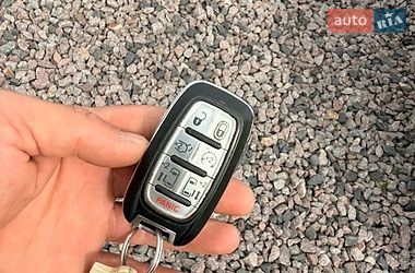 Внедорожник / Кроссовер Chrysler Pacifica 2017 в Львове