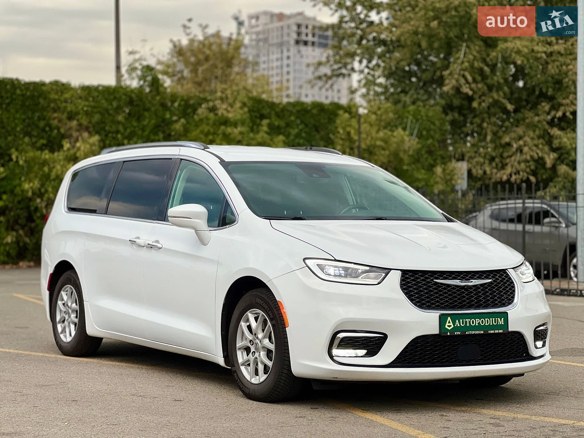 2021 Chrysler Pacifica - мініатюра 12