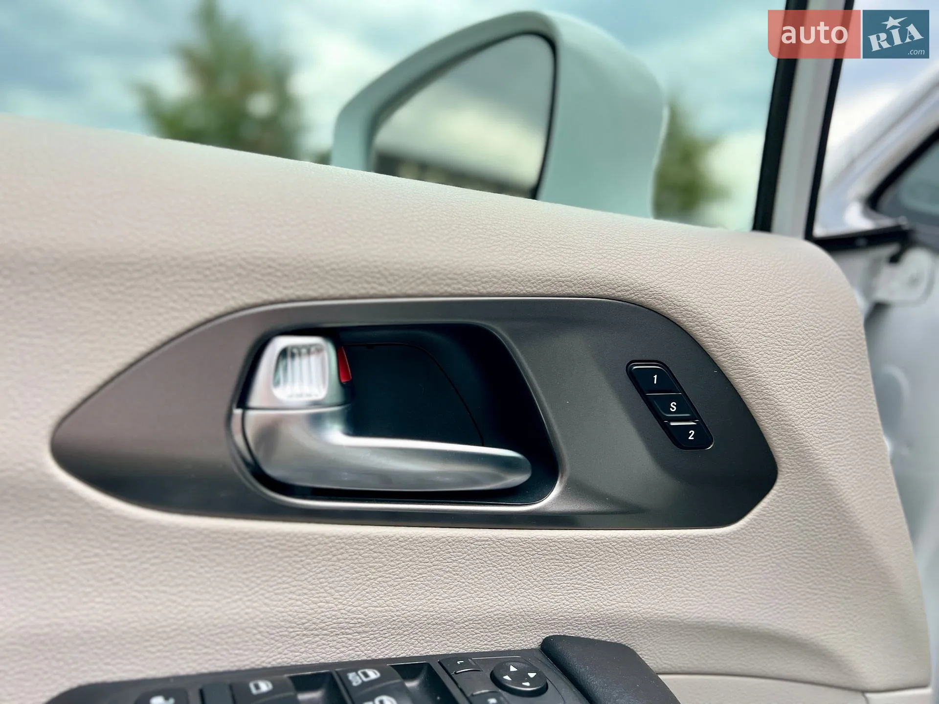 2021 Chrysler Pacifica - мініатюра 18