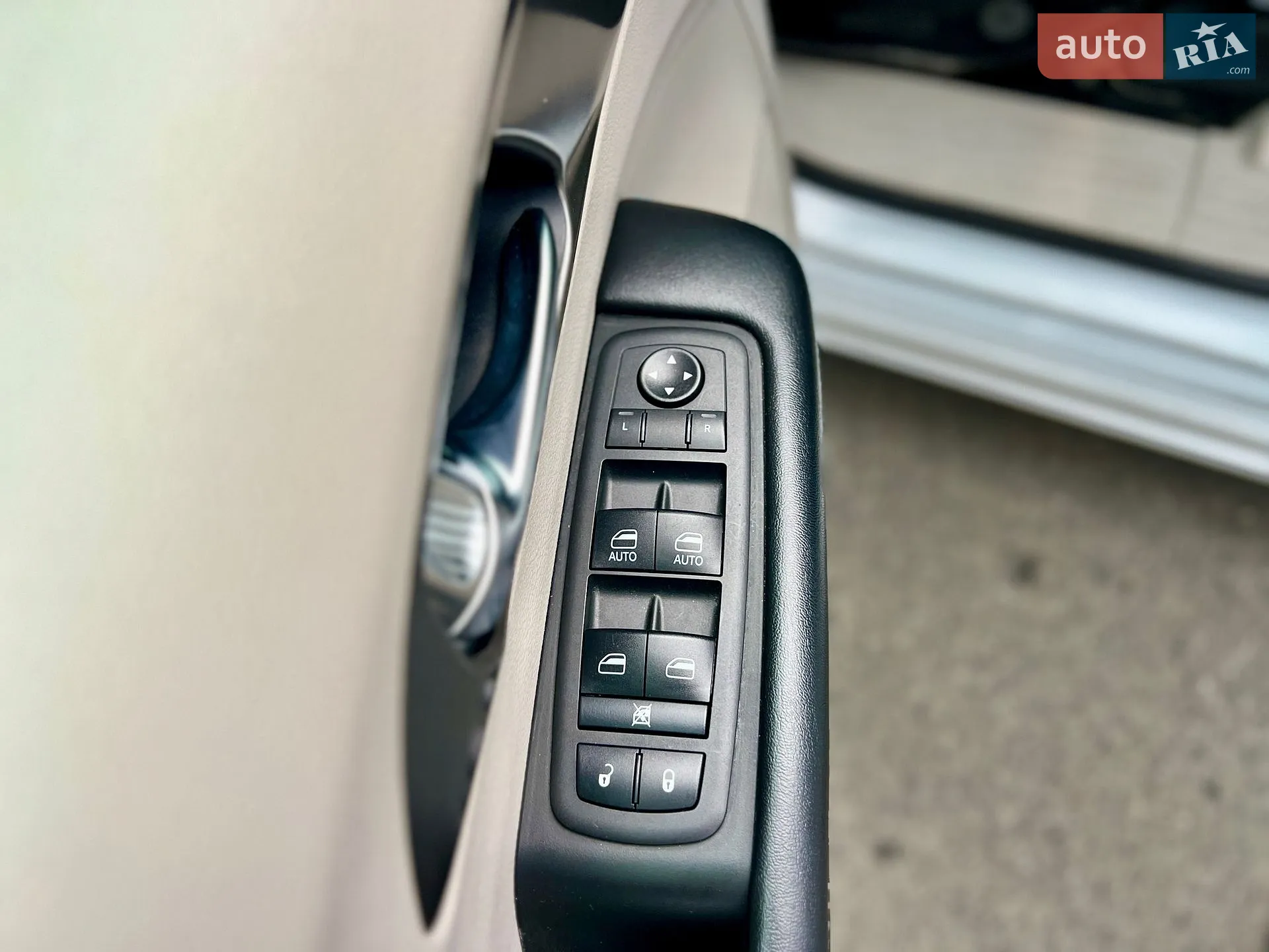 2021 Chrysler Pacifica - мініатюра 19