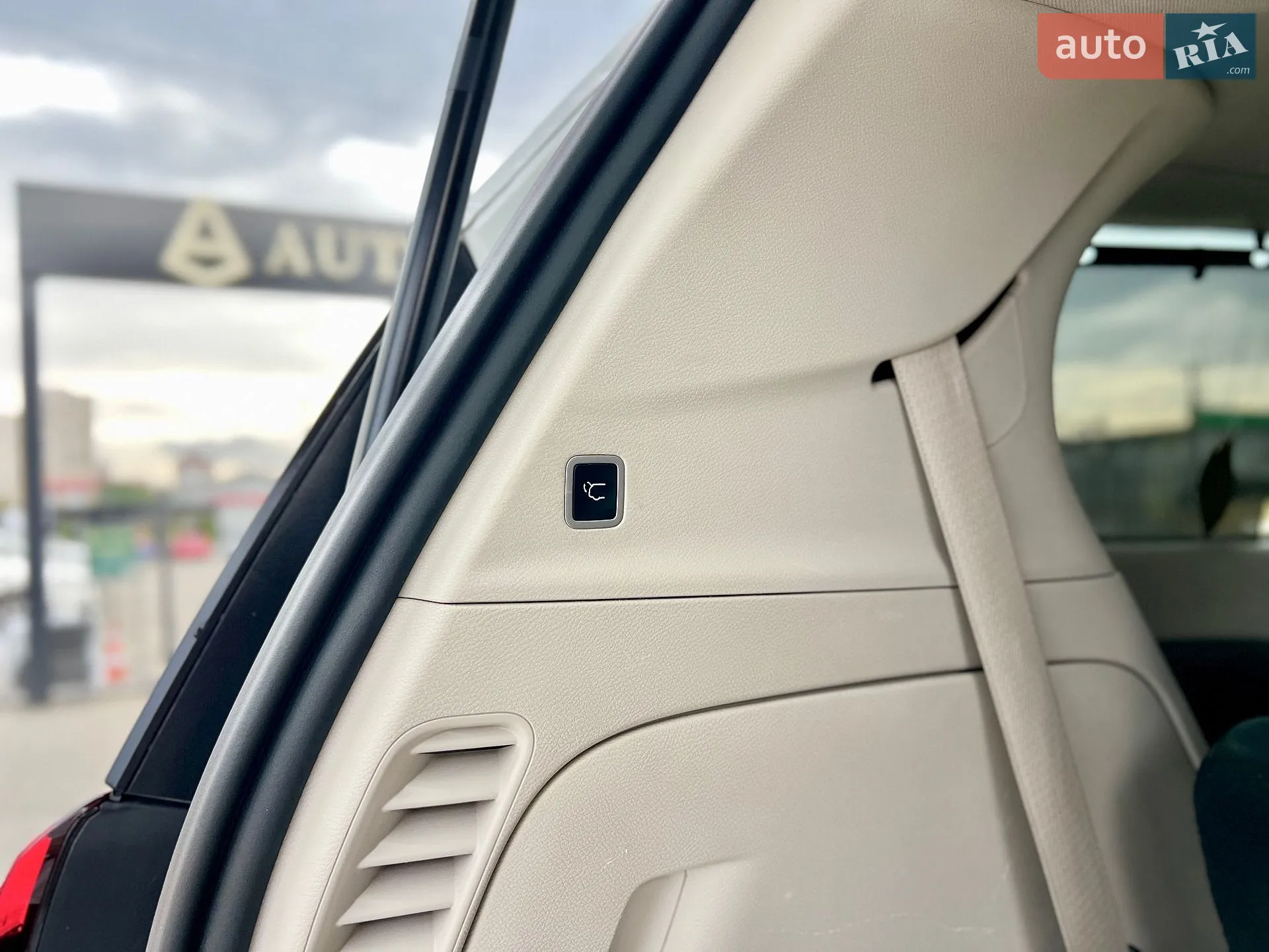 2021 Chrysler Pacifica - мініатюра 26