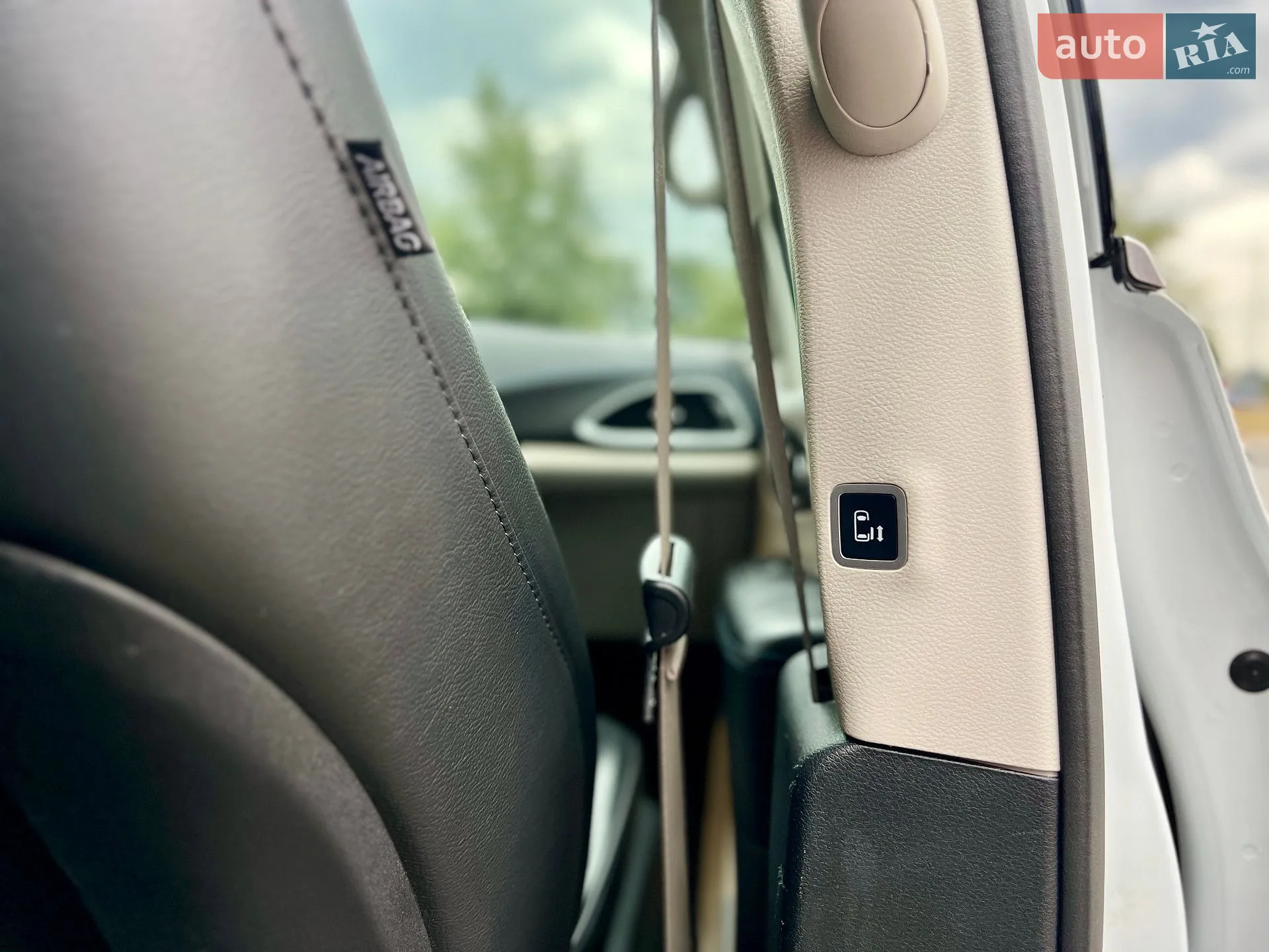 2021 Chrysler Pacifica - мініатюра 30