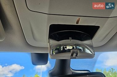 Мінівен Chrysler Pacifica 2022 в Львові