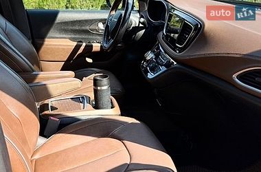 Минивэн Chrysler Pacifica 2016 в Днепре фото 17 Минивэн Chrysler Pacifica 2016 в Днепре