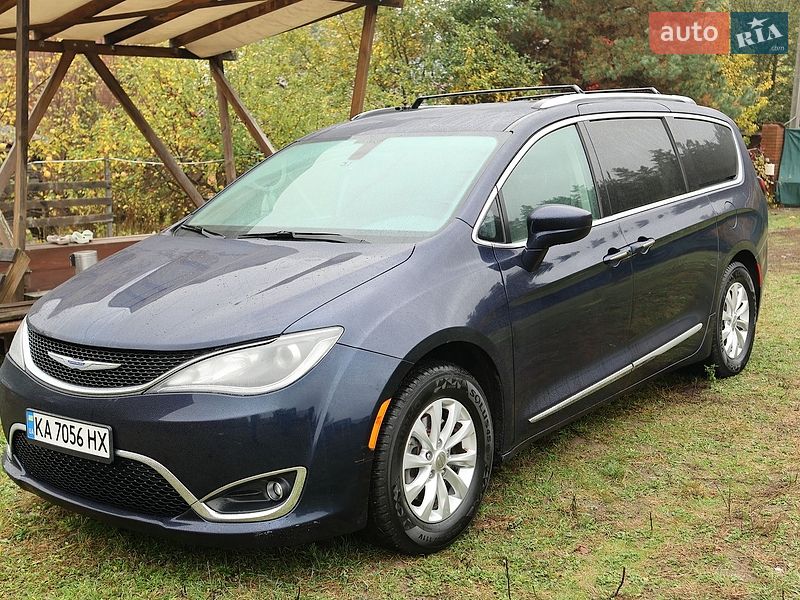 Chrysler Pacifica 2018