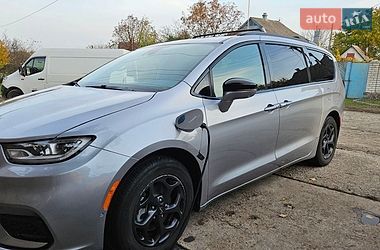Минивэн Chrysler Pacifica 2021 в Харькове