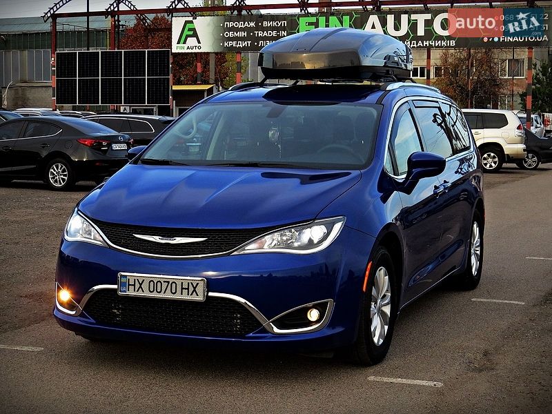 Минивэн Chrysler Pacifica 2018 в Черкассах фото Минивэн Chrysler Pacifica 2018 в Черкассах