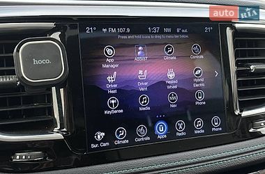 Мінівен Chrysler Pacifica 2017 в Києві