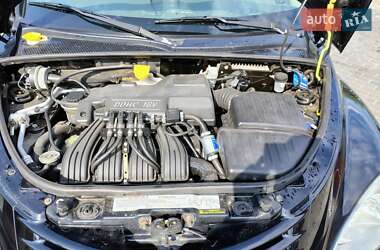 Хетчбек Chrysler PT Cruiser 2000 в 