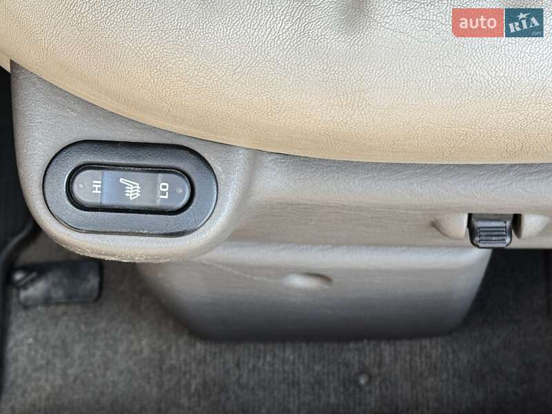 Кабриолет Chrysler PT Cruiser 2004 в Днепре