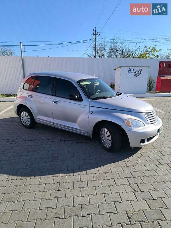 Хетчбек Chrysler PT Cruiser 2006 в 