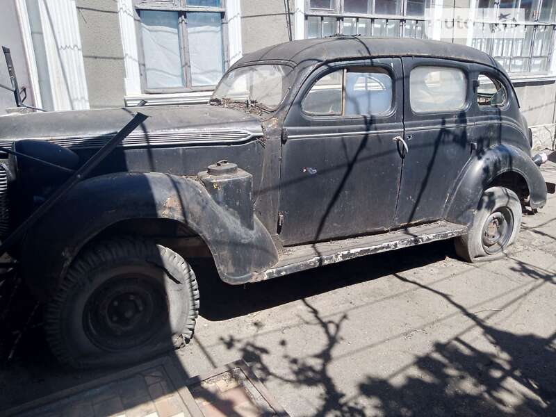 Седан Chrysler Royal 1937 в Одессе