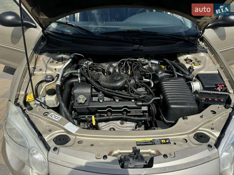 Седан Chrysler Sebring 2006 в Судовой Вишне