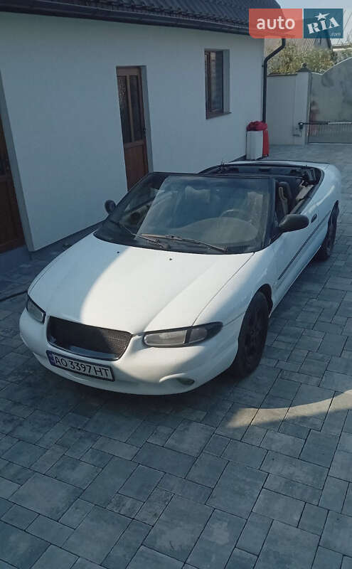 Кабриолет Chrysler Sebring 1999 в Солотвине