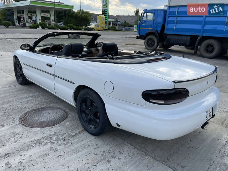 Кабриолет Chrysler Sebring 1999 в Солотвине