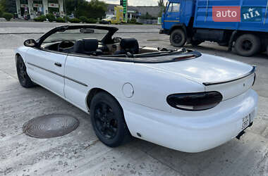 Кабриолет Chrysler Sebring 1999 в 
