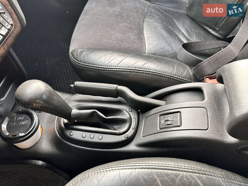 Седан Chrysler Sebring 2004 в Ужгороде фото 9 Седан Chrysler Sebring 2004 в Ужгороде