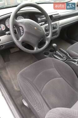 Седан Chrysler Sebring 2004 в 